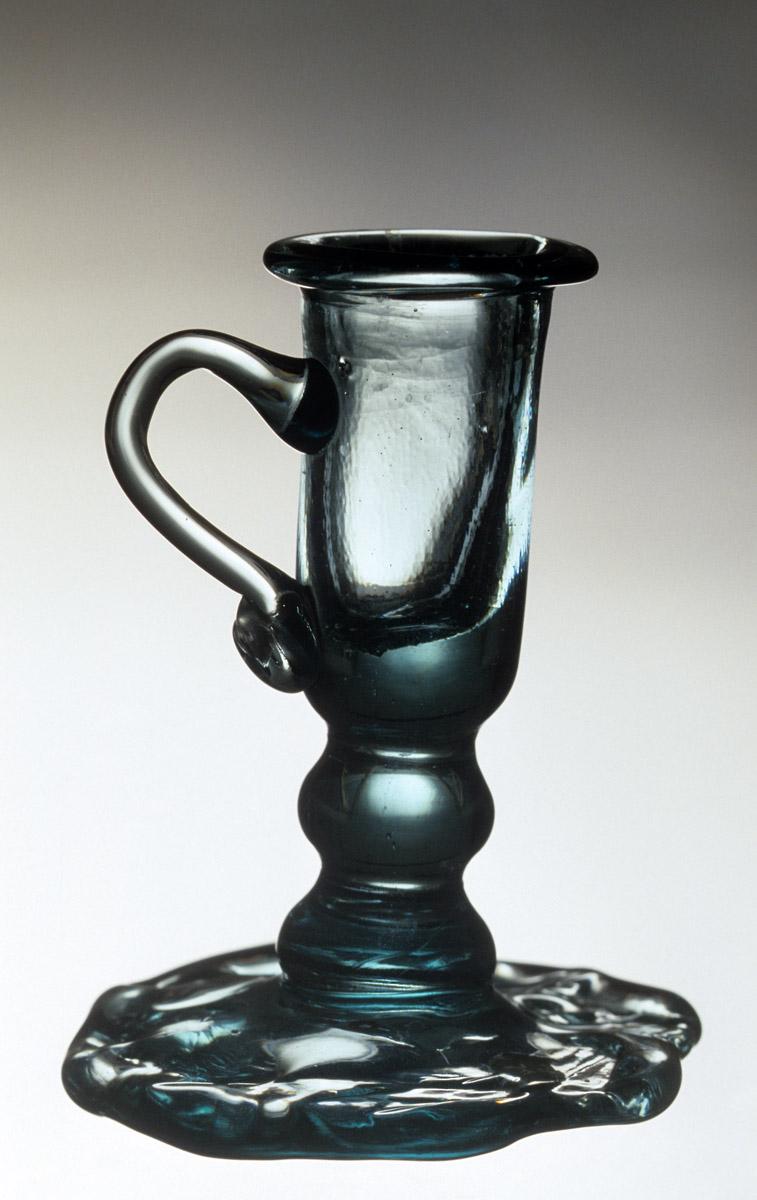 1959.3040 Glass chamberstick
