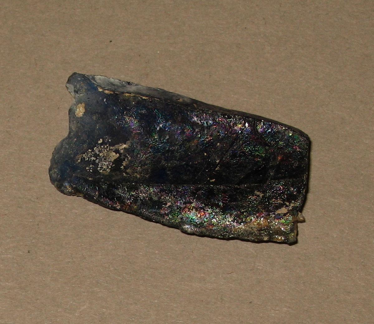 1954.0041.003 Glass fragment