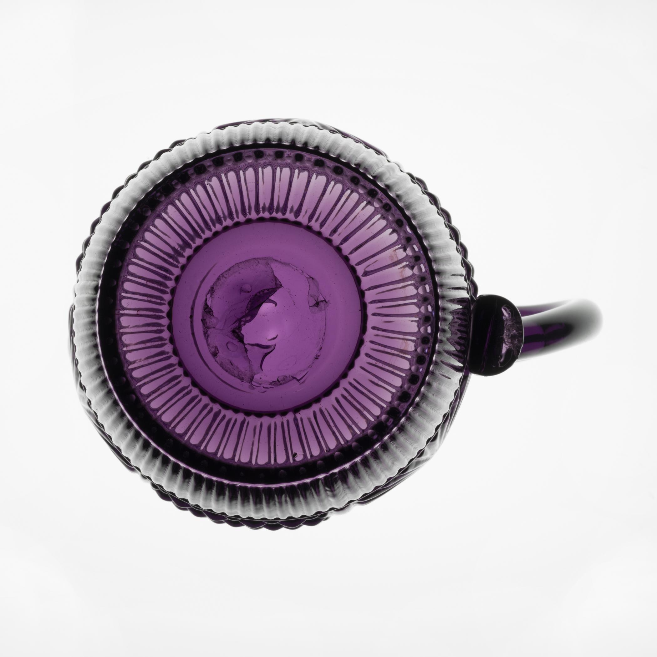 1959.3105 Jug, view 3, underside