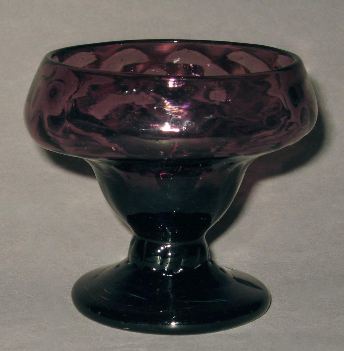 1959.3110 Glass Salt