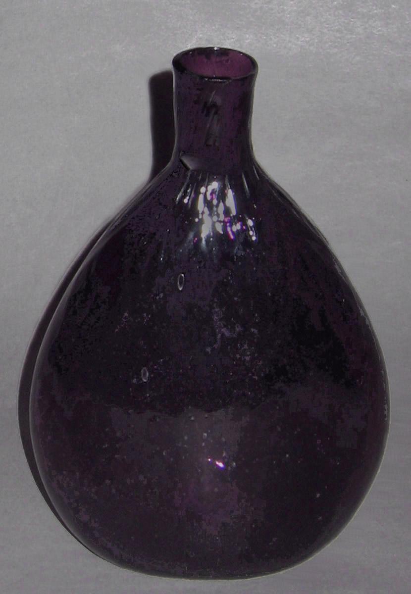 1959.3113 Glass flask