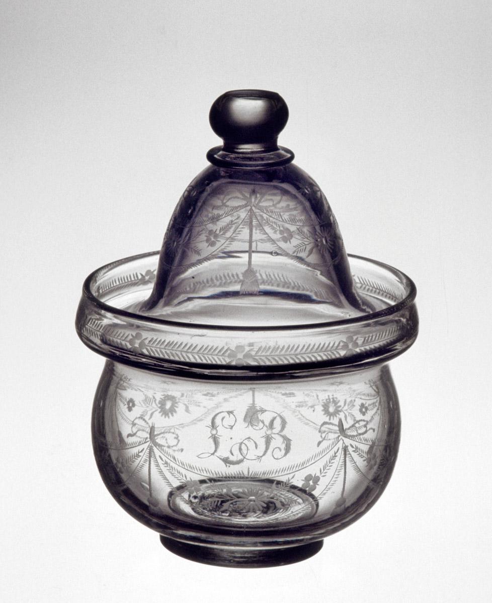 1959.3120 A, B Sugar bowl