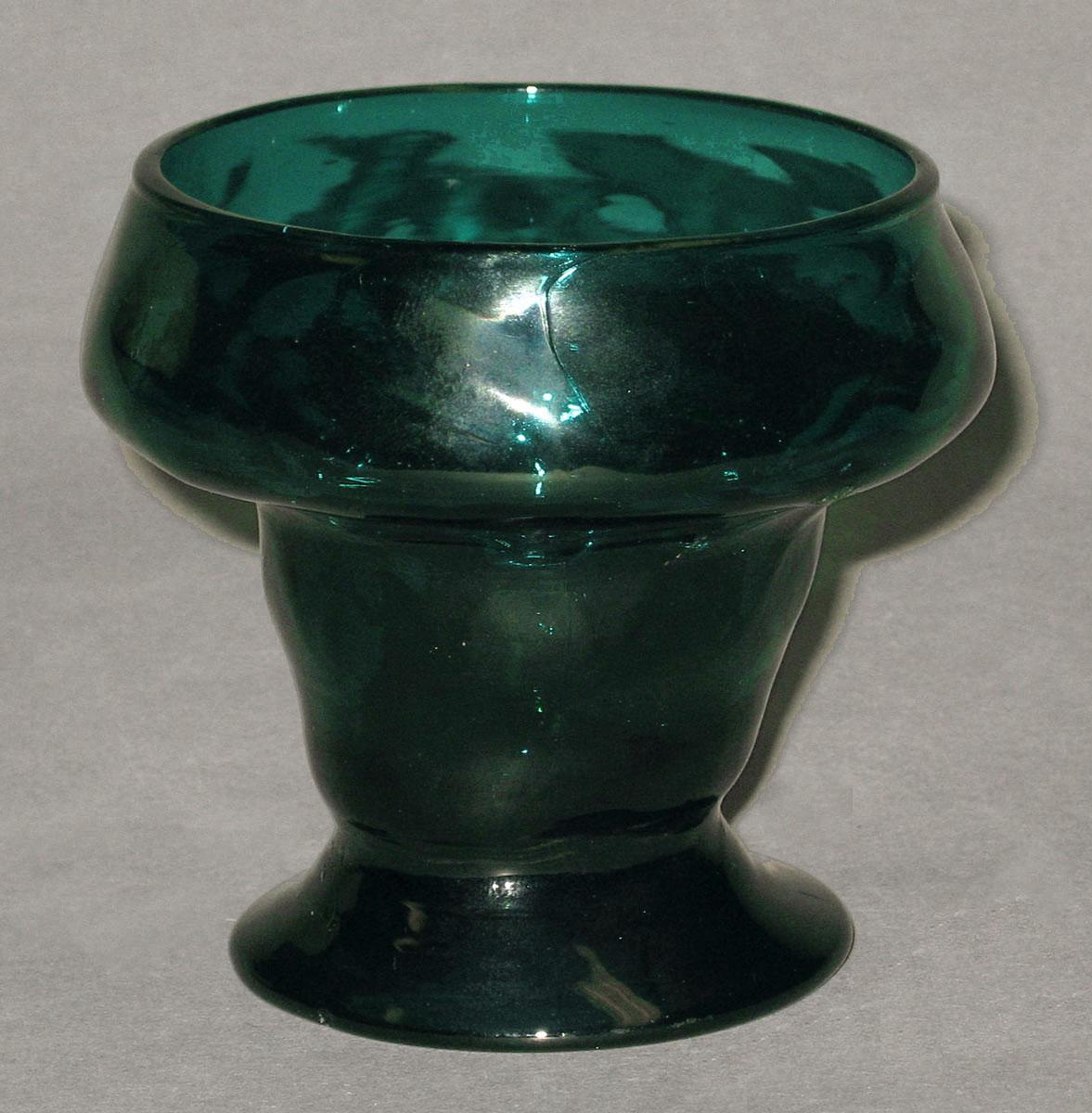 1959.3139 Glass salt