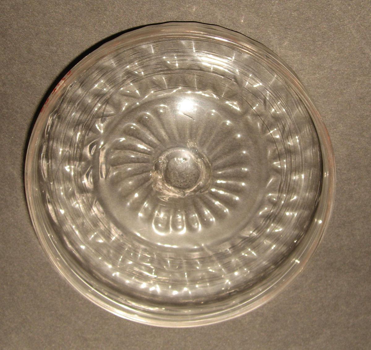 1959.3162 Glass dish