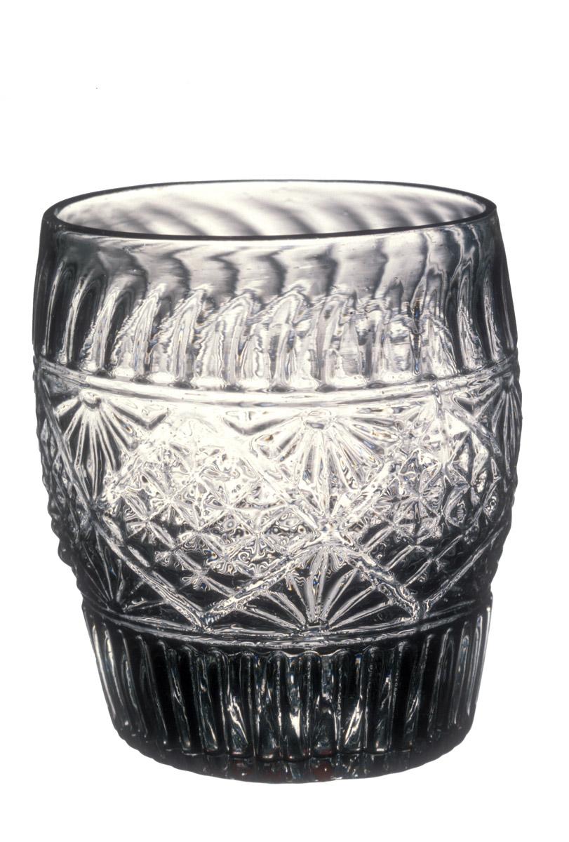 1959.3170 Lead glass tumbler