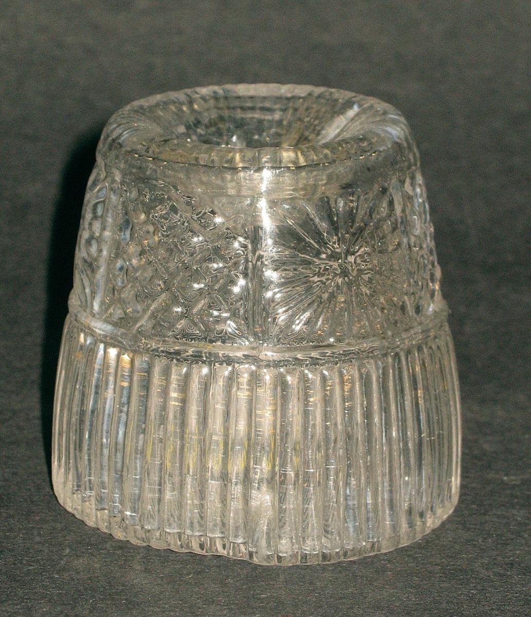 1959.3179 Glass inkwell