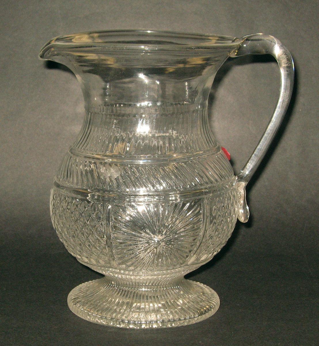 1959.3180 Glass jug