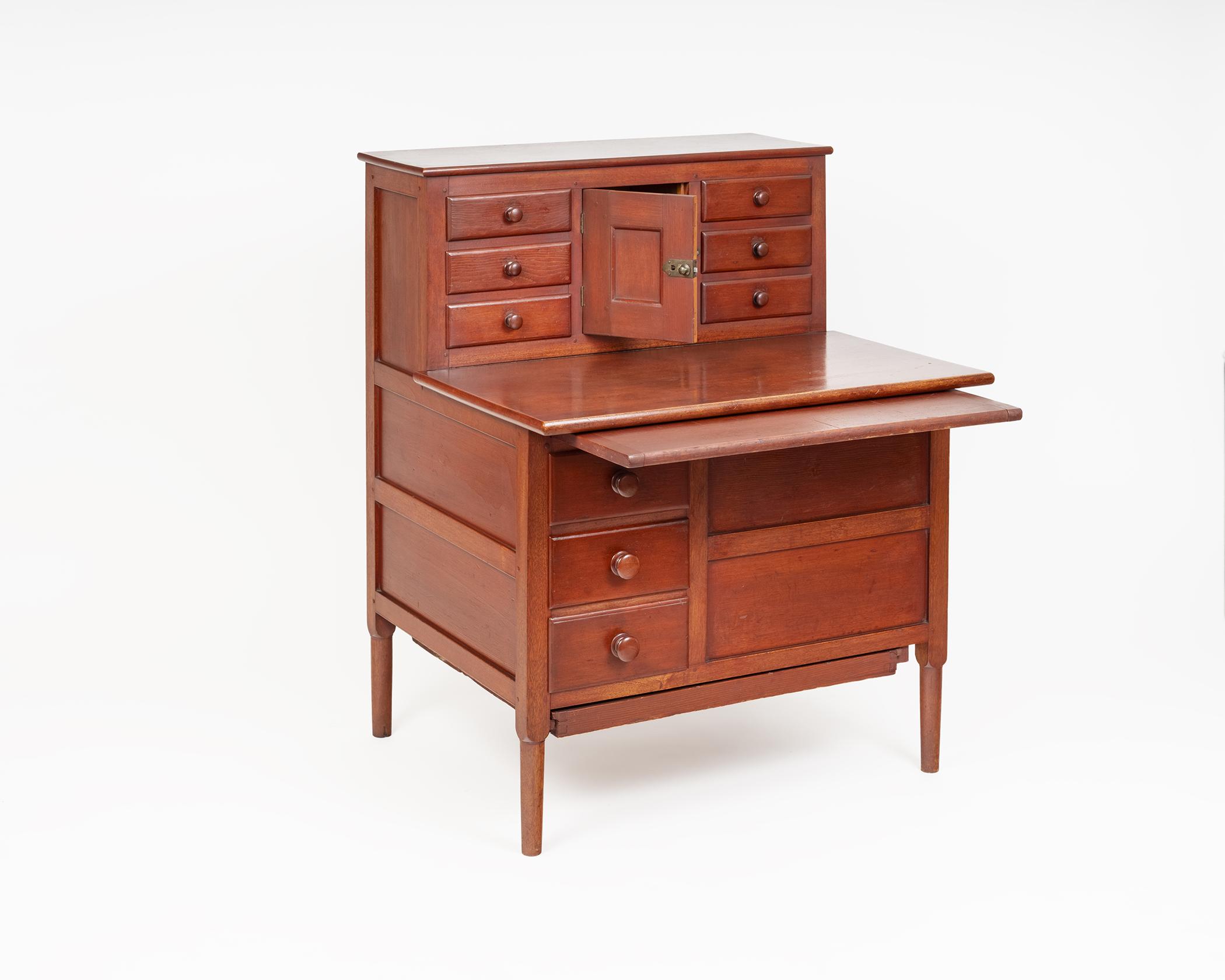 2026.0004.001 Desk, sewing table, view 6