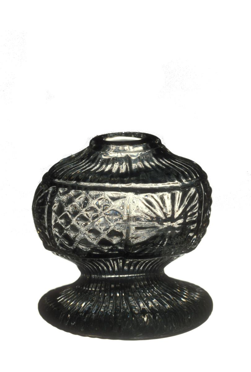 1959.3186 Lead glass oil lamp