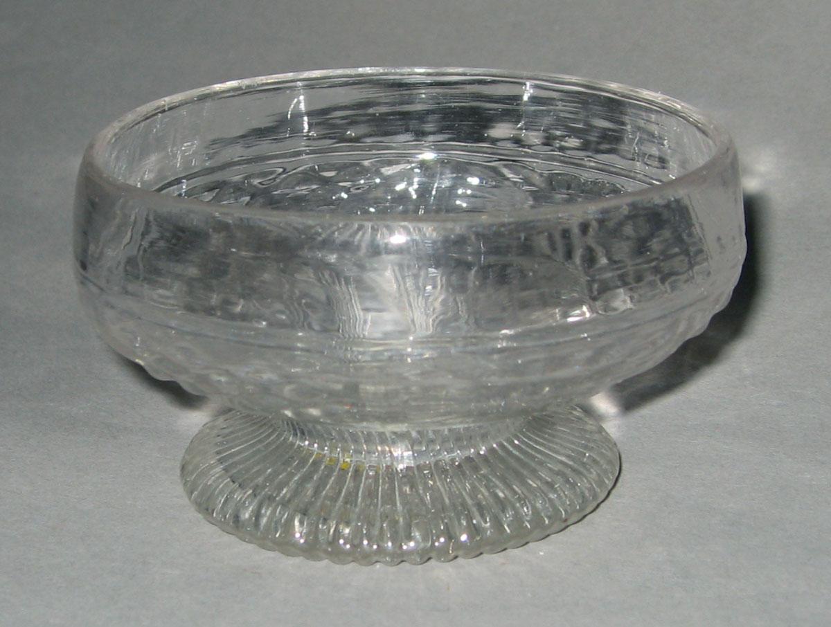 1959.3188 Glass salt
