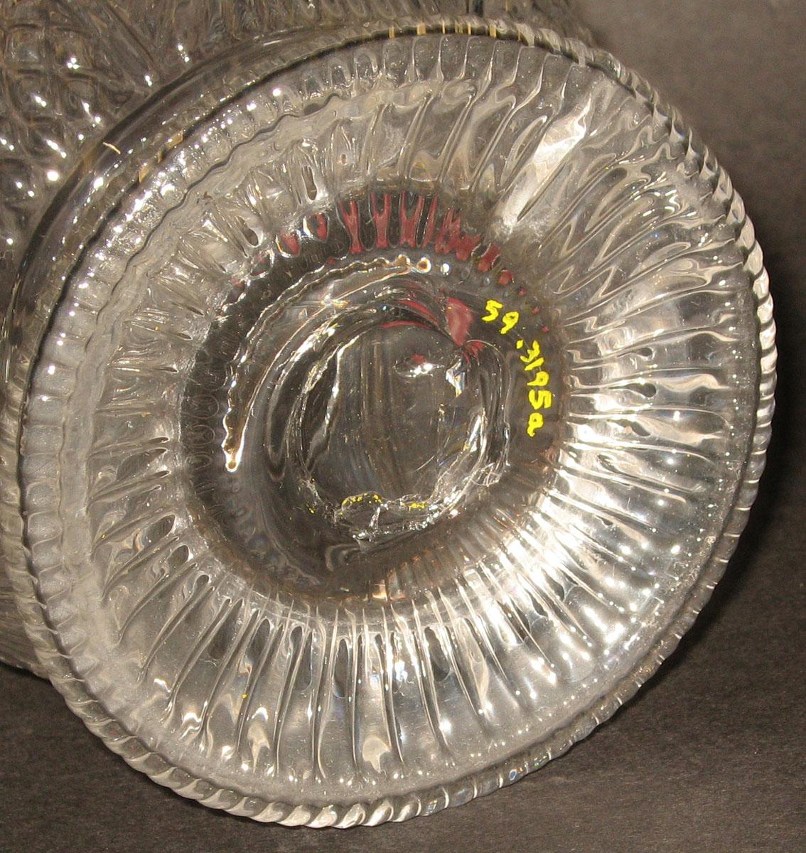 1959.3195 A Glass decanter (underside)