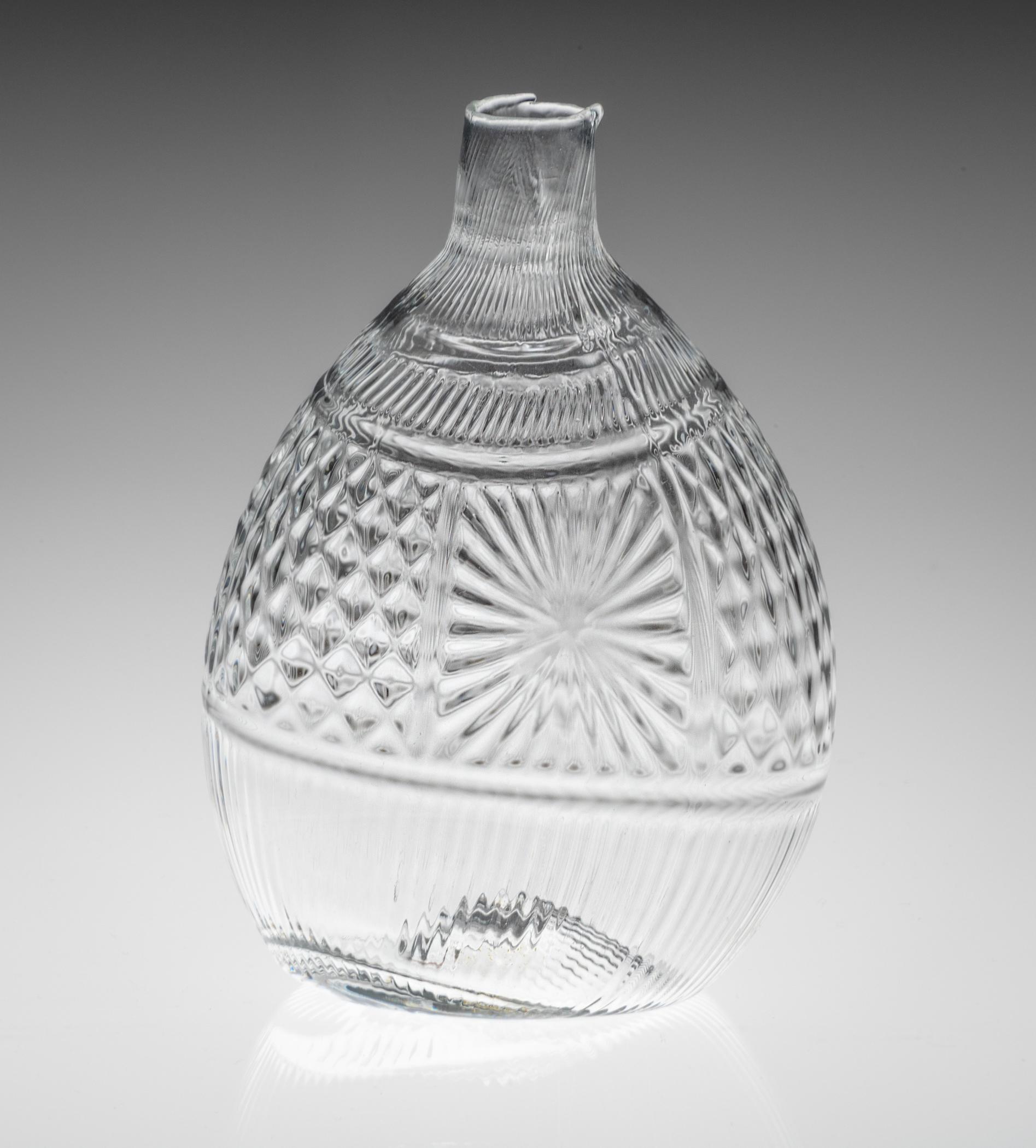 1959.3198 Flask, view 1