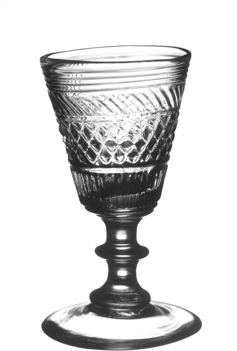 1959.3204 Lead glass wineglass