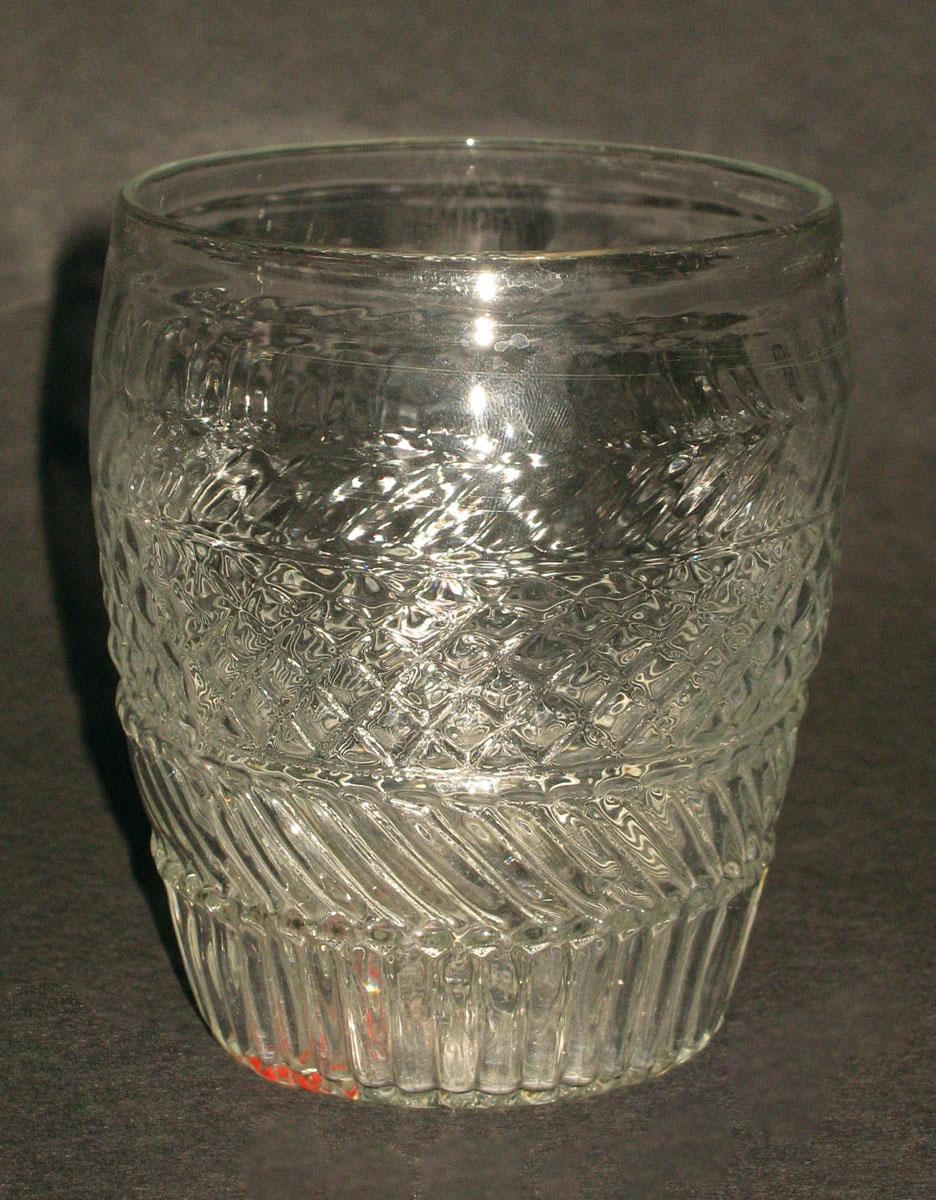 1959.3217 Glass tumbler