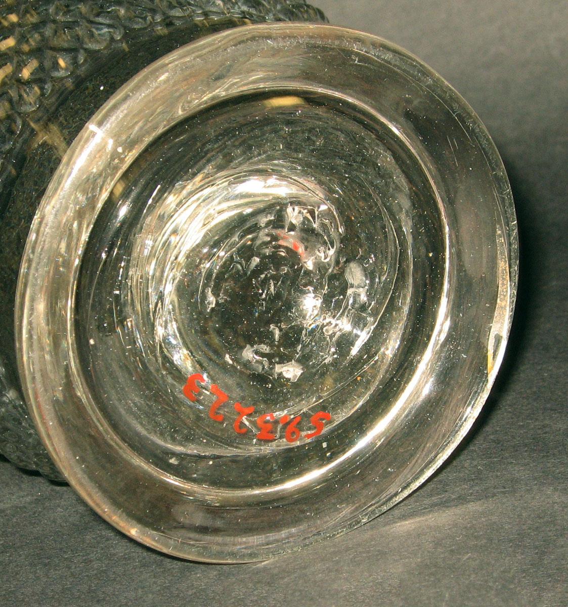 1959.3223 Glass celery vase (underside)