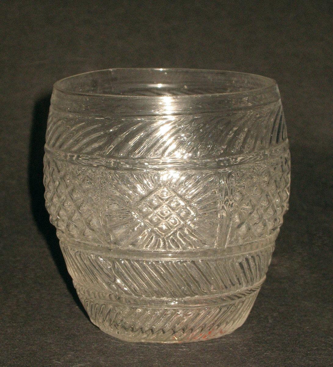 1959.3227 Glass tumbler