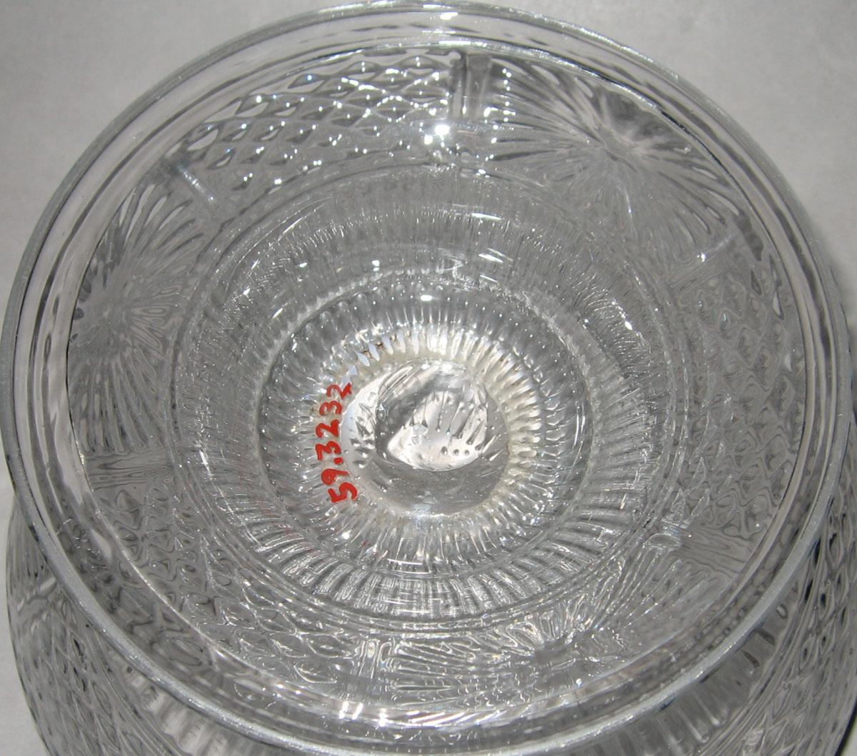 1959.3232 Lead glass footed bowl (underside)