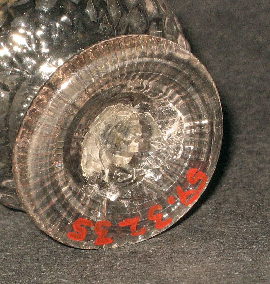 1959.3235 Glass salt (underside)