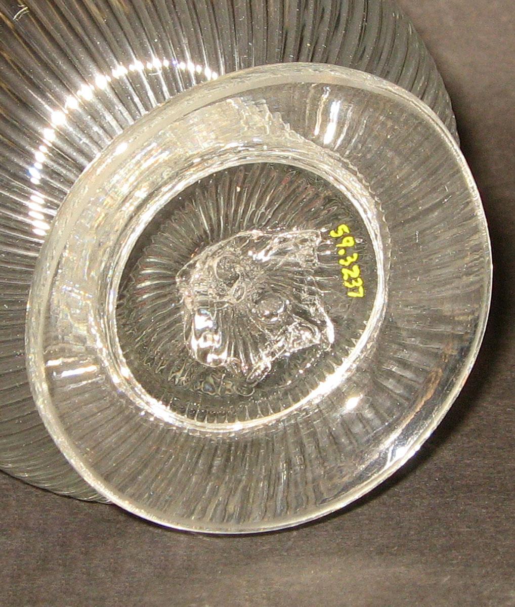 1959.3237 Glass celery vase (underside)
