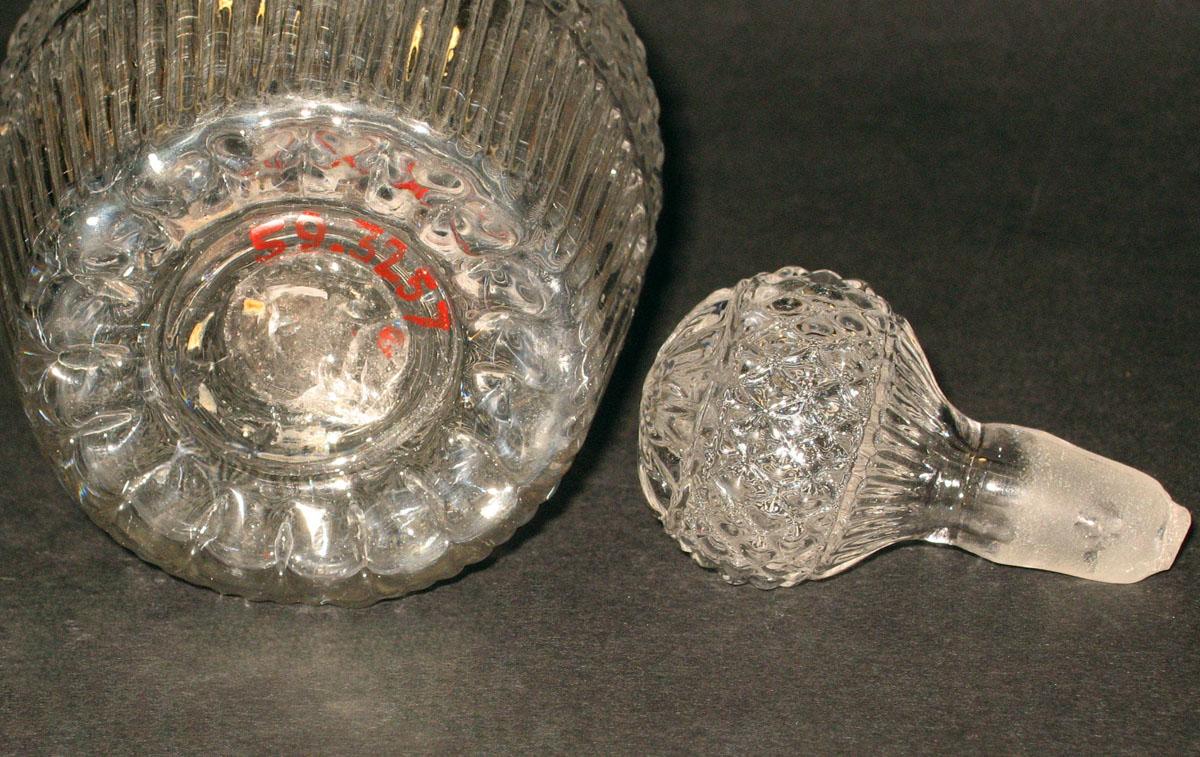 1959.3257 A, B Glass decanter (detail)