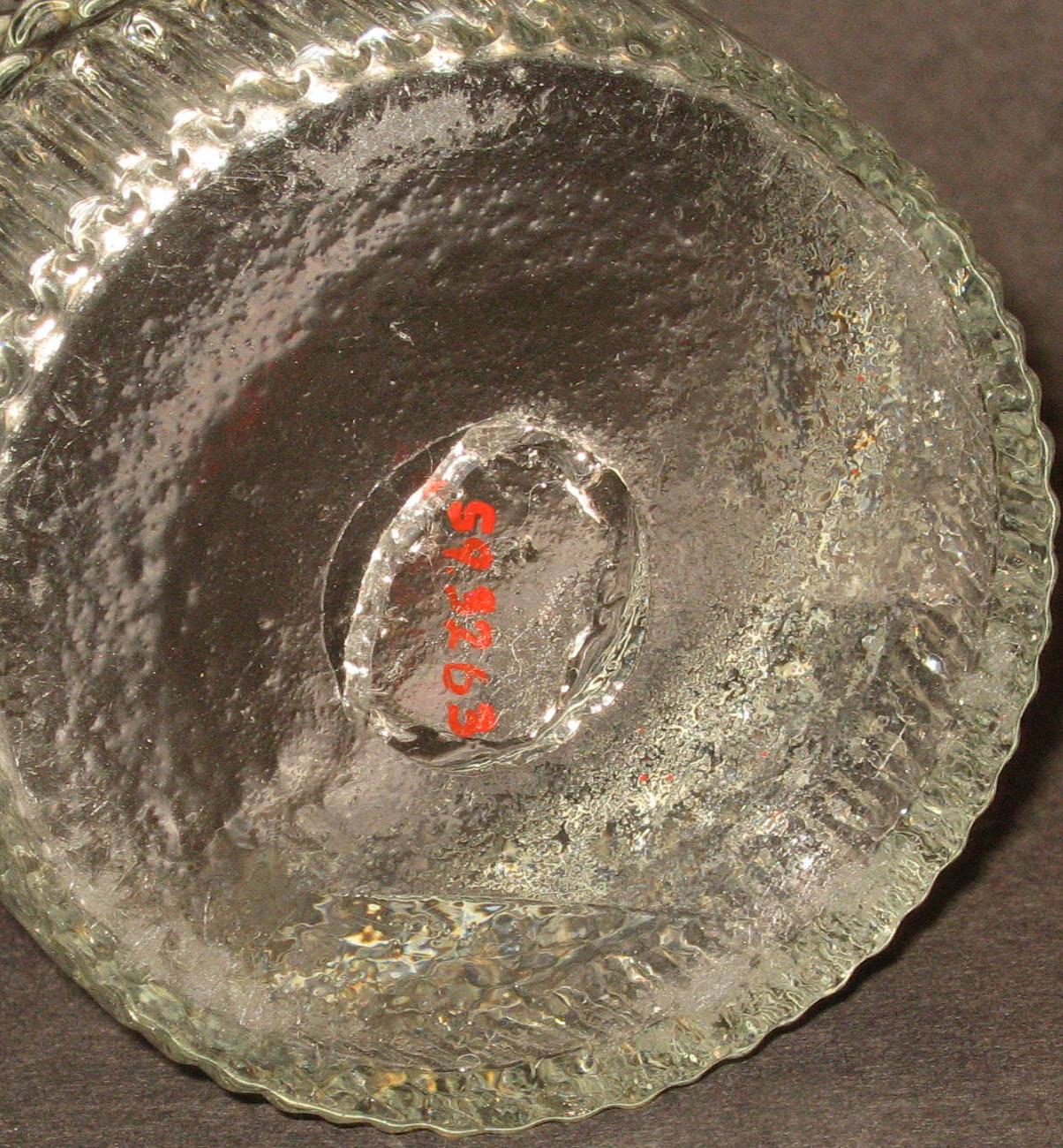1959.3263 Glass tumbler (underside)