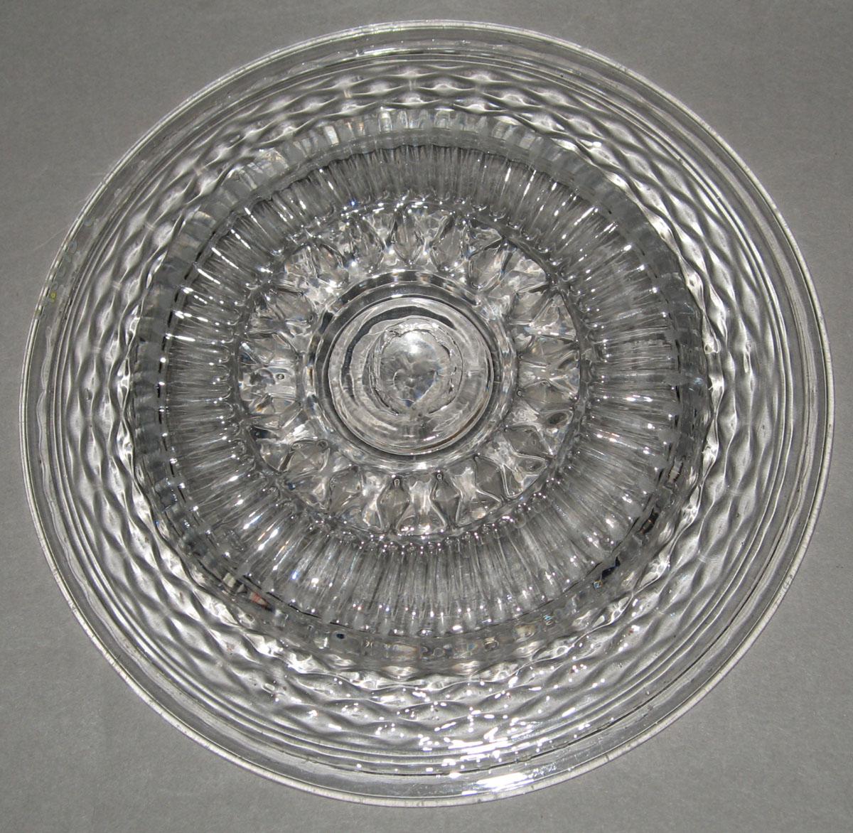1959.3275 C Lead glass stand (underside)