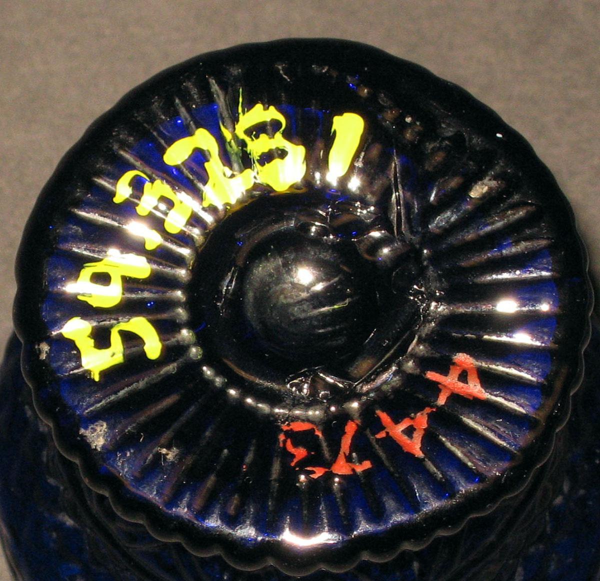 1959.3281 Glass salt (underside)