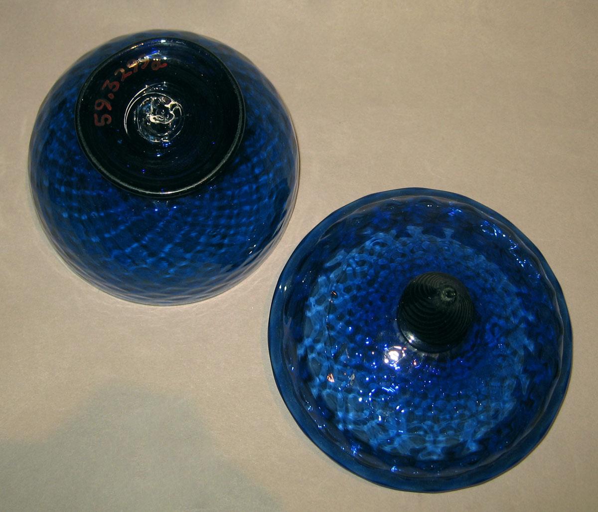 1959.3299 A, B Glass sugar bowl (detail)