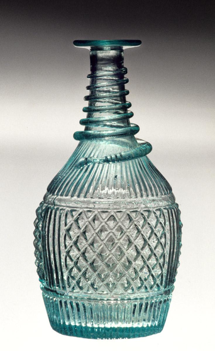 1959.3320 Decanter
