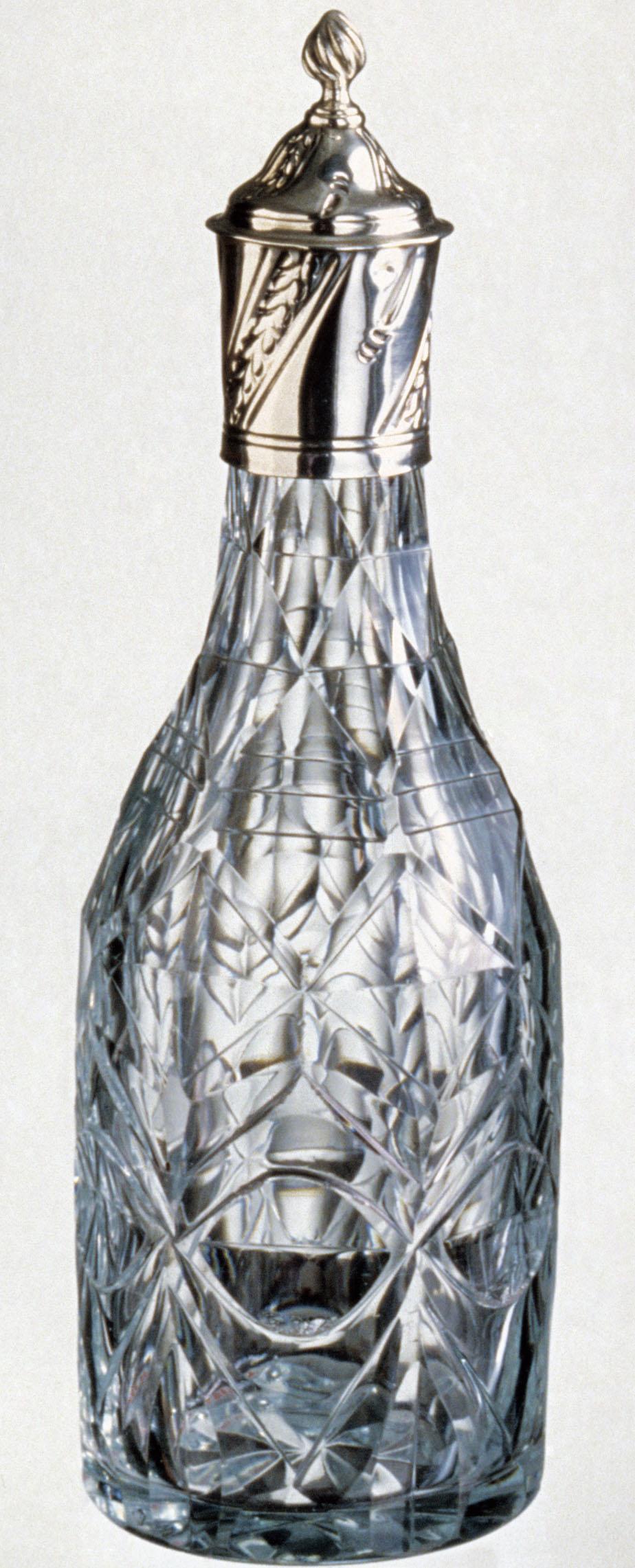 1959.3370 A, B Cruet Bottle