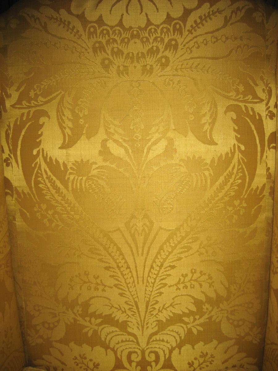 1959.3388 fabric detail