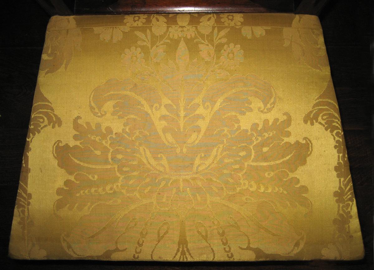 1959.3390 chair seat detail
