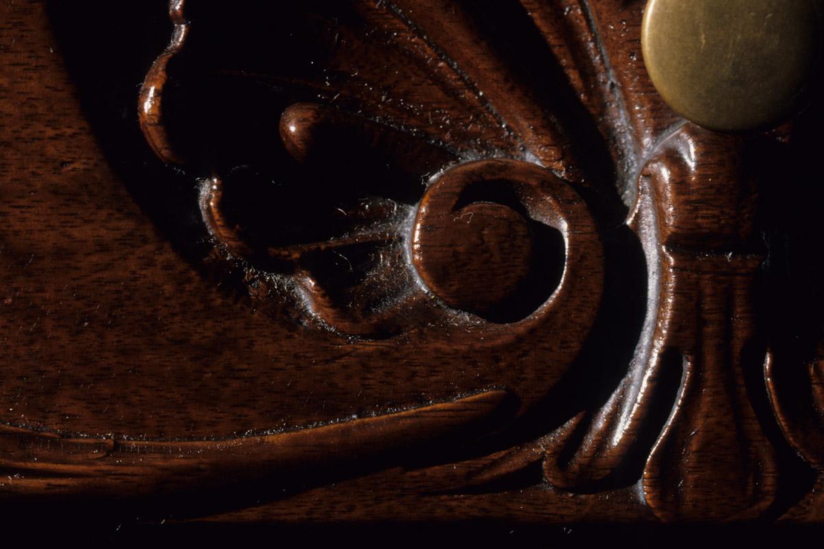 1959.3395 Table, detail 1