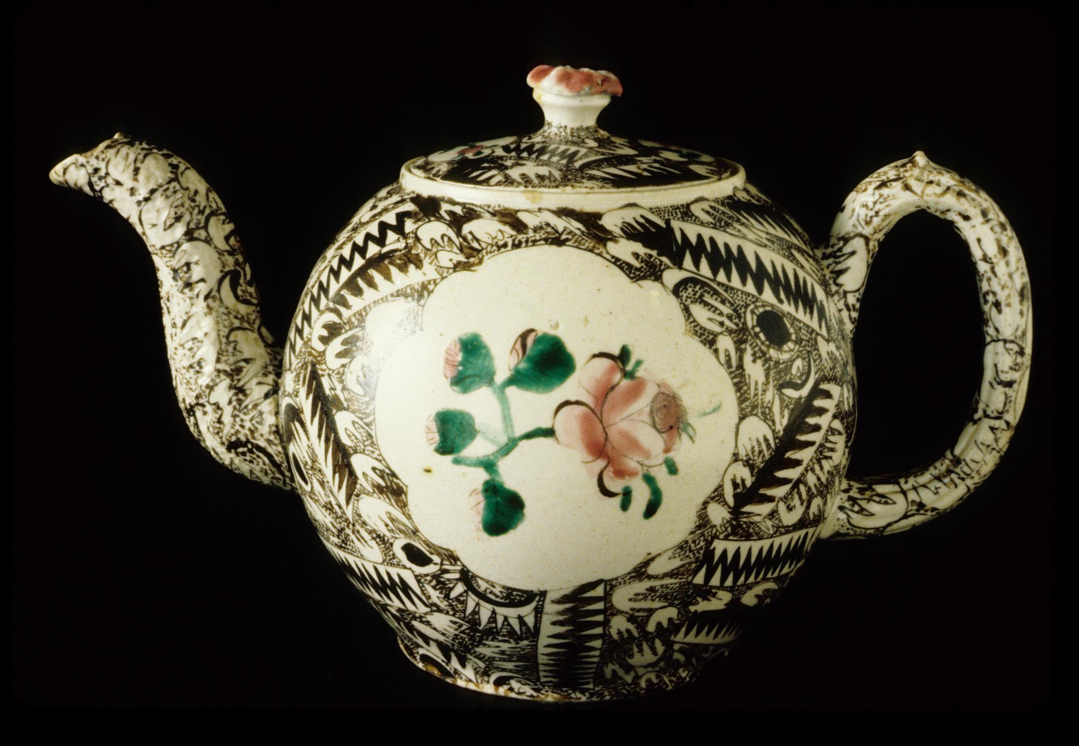 1954.0045.001 A, B Teapot