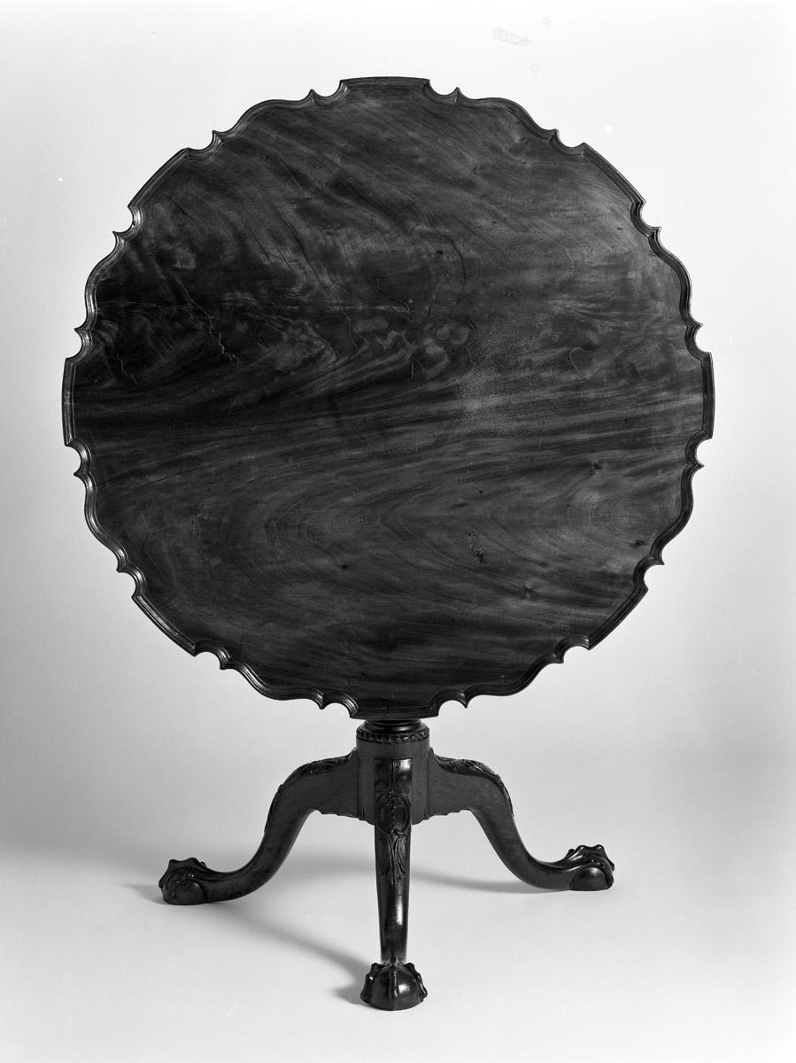 1959.3404 Table, Tea Table