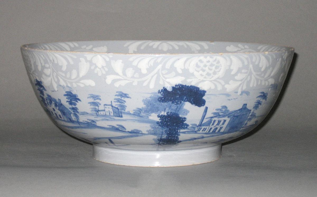1954.0046.004 Delft punch bowl side 2