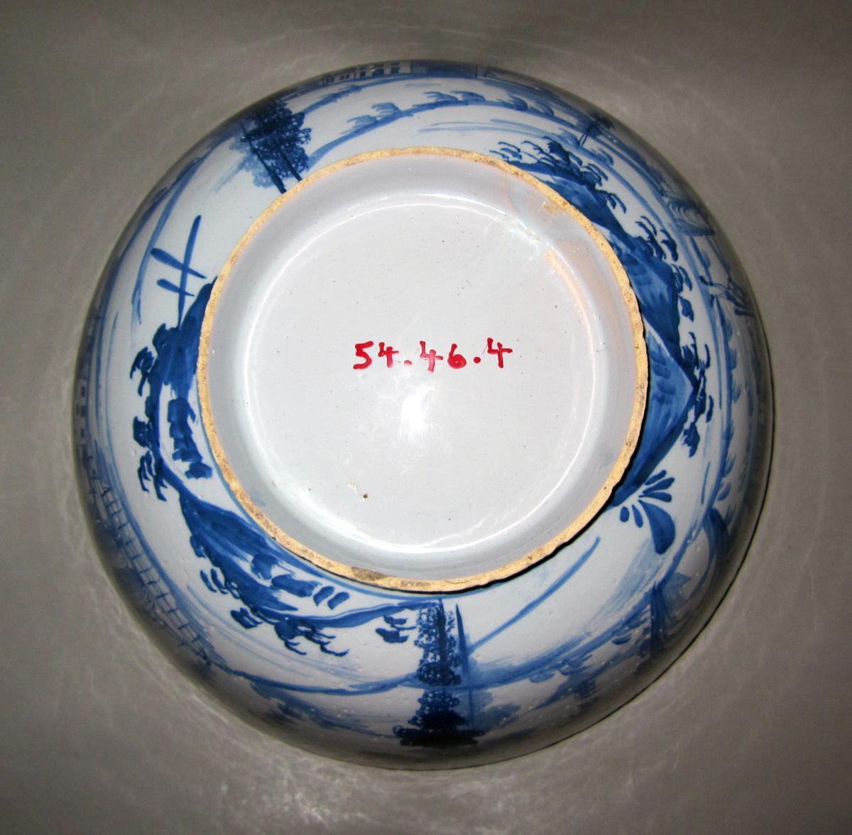 1954.0046.004 Delft punch bowl underside