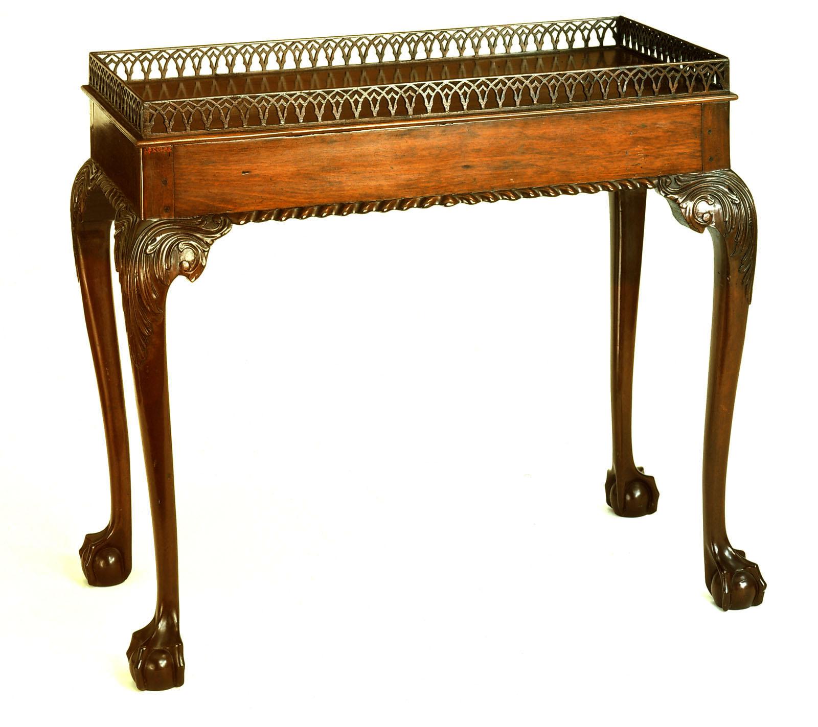1952.0018 Table, view 2