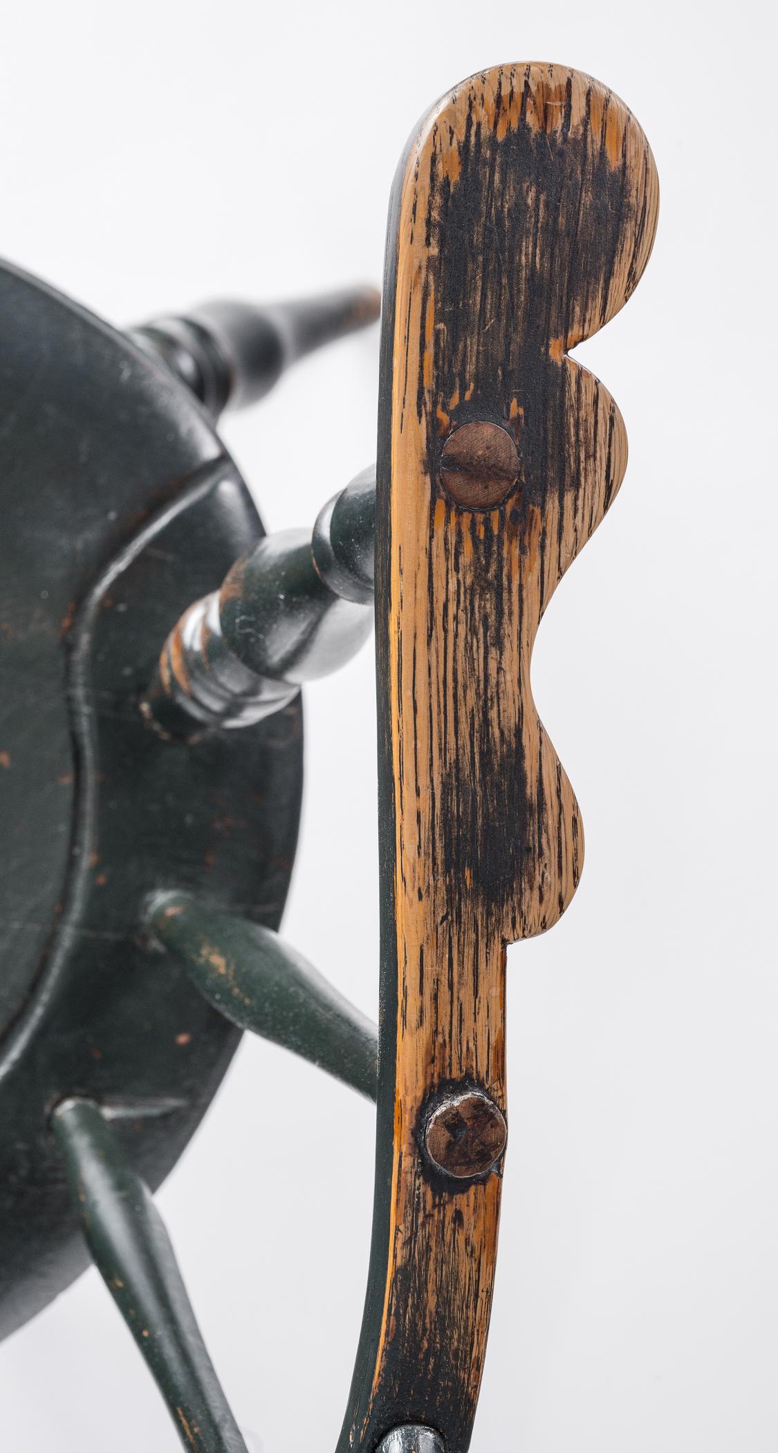 1954.0074.007 Chair, detail 3