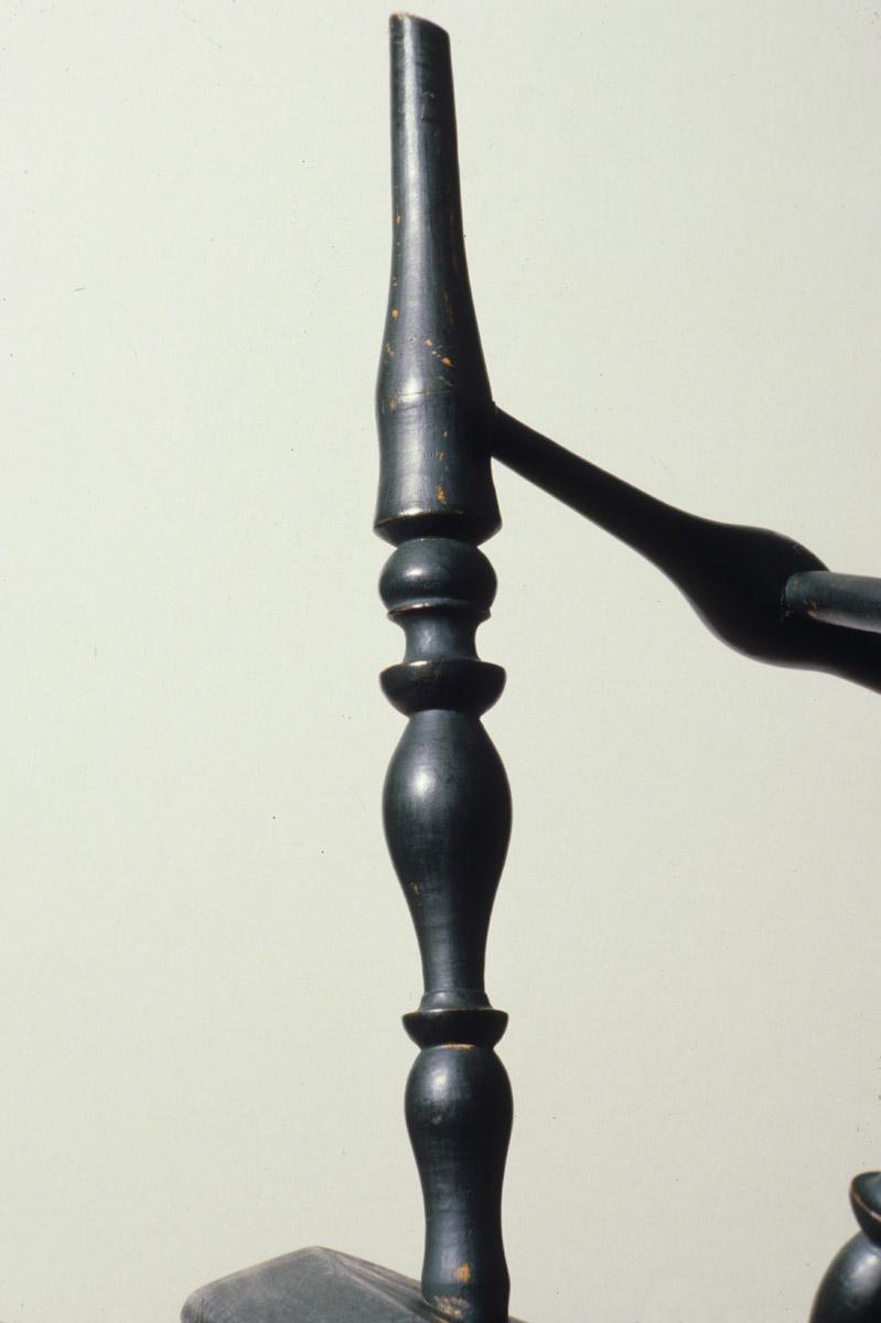 1954.0074.007 Chair, detail 2