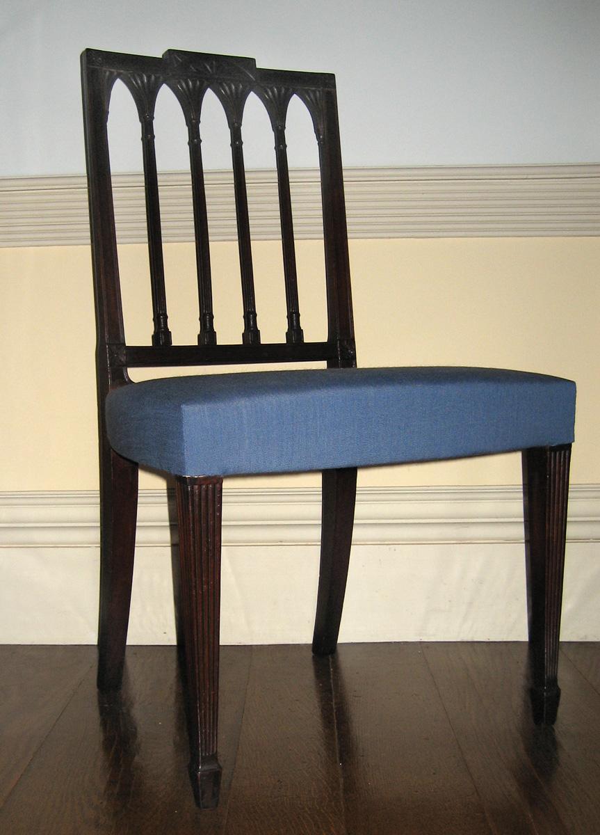 1954.0074.008 Chair view 1