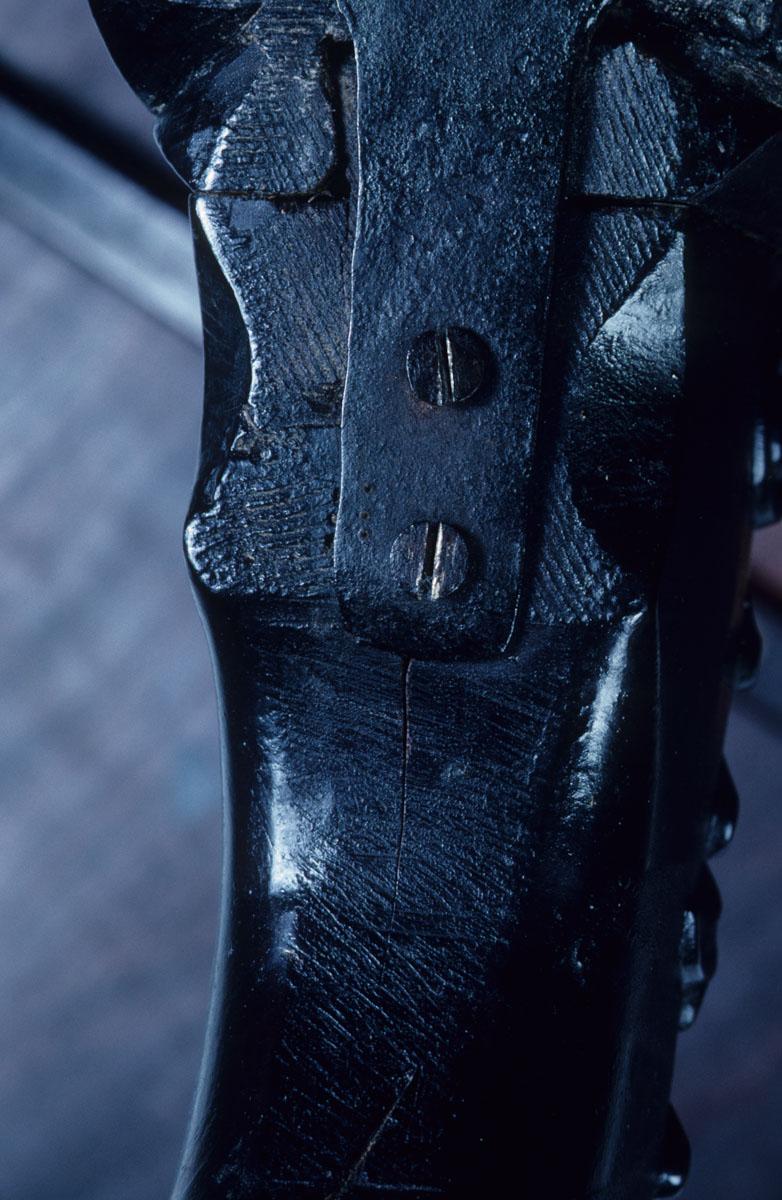 1952.0021 Table, detail 2