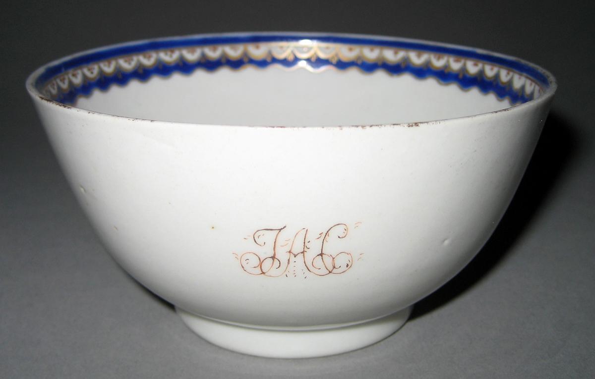 1960.0007.004 Porcelain Teabowl back