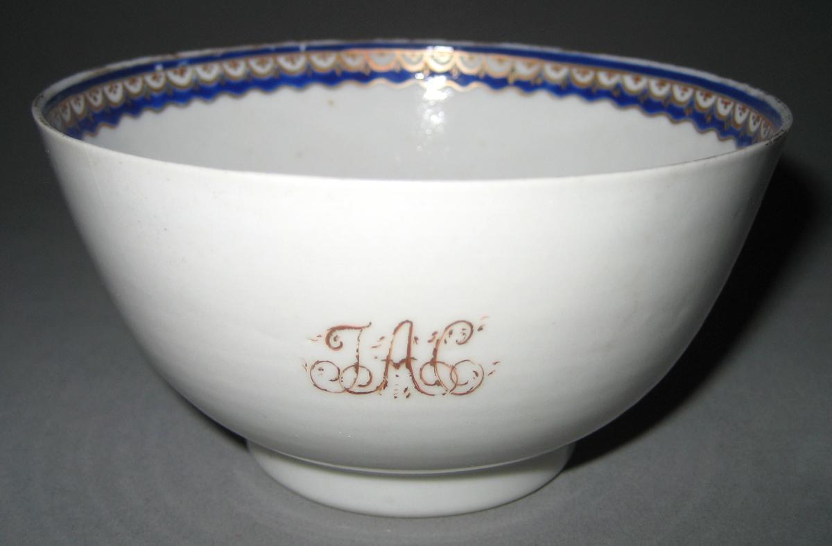 1960.0007.005 Porcelain Teabowl back