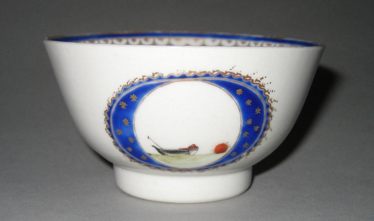 1960.0007.013 Porcelain Teabowl front
