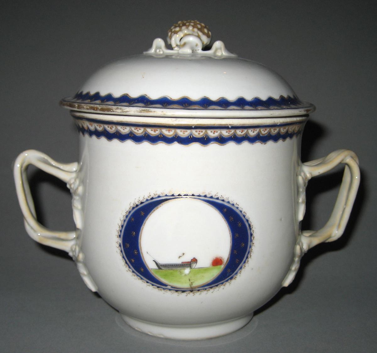 1960.0007.027 A, B Porcelain Sugar Bowl front