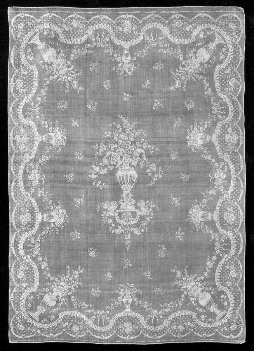 1960.0032.004 Napkin, view 1