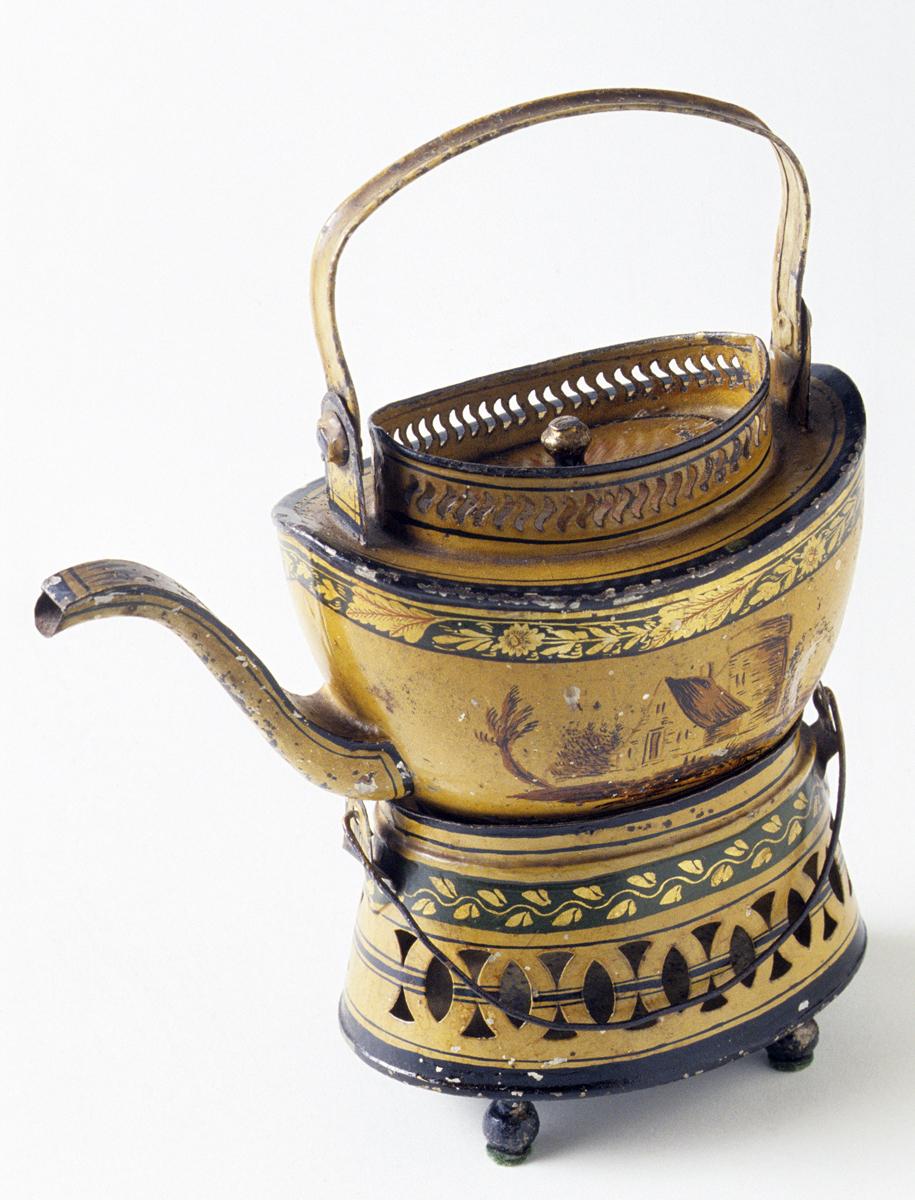 1960.0039 A-C Teapot and Stand