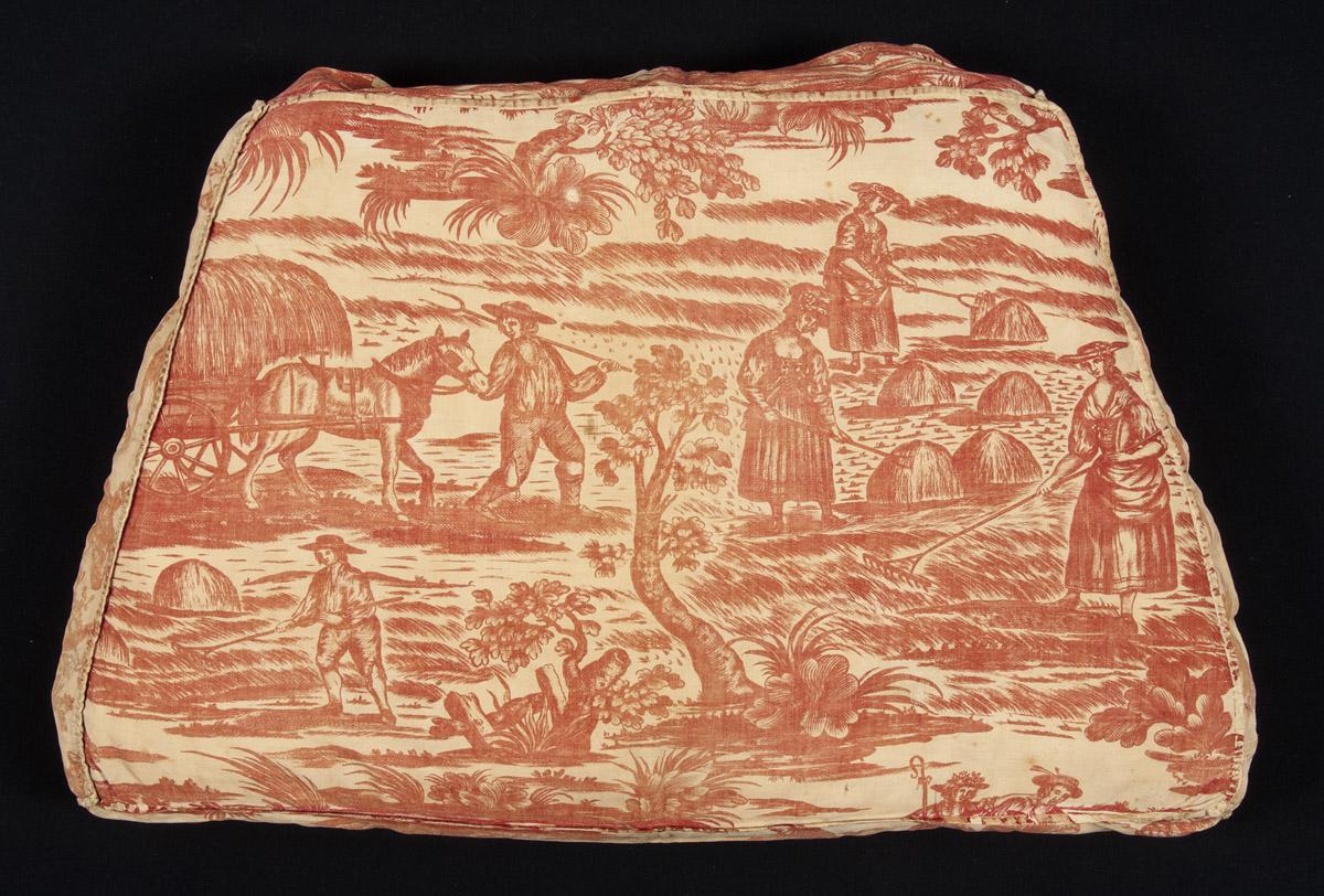1960.0040.001 Slip cover, view 5