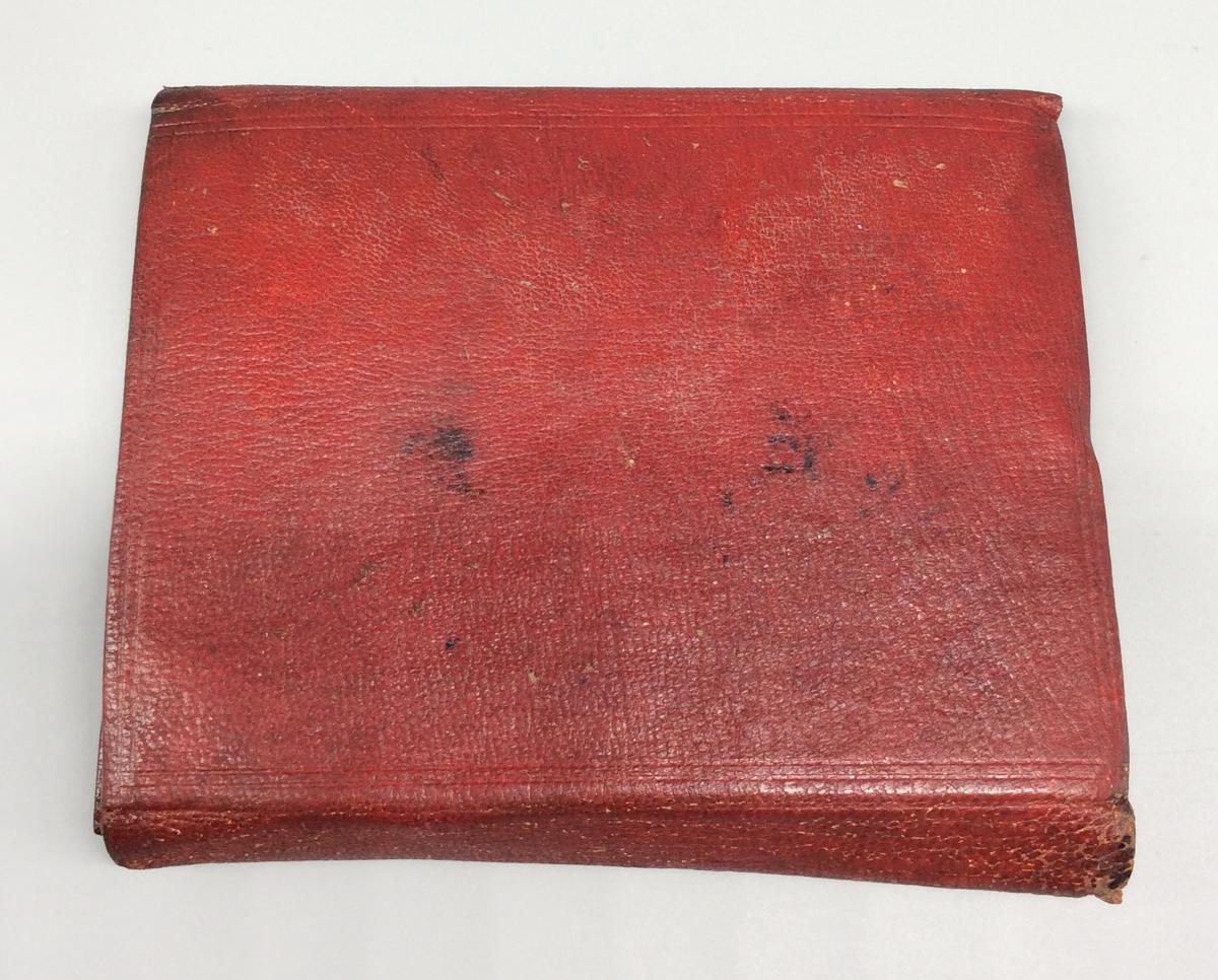1960.0054 A- F Pocketbook, view 2